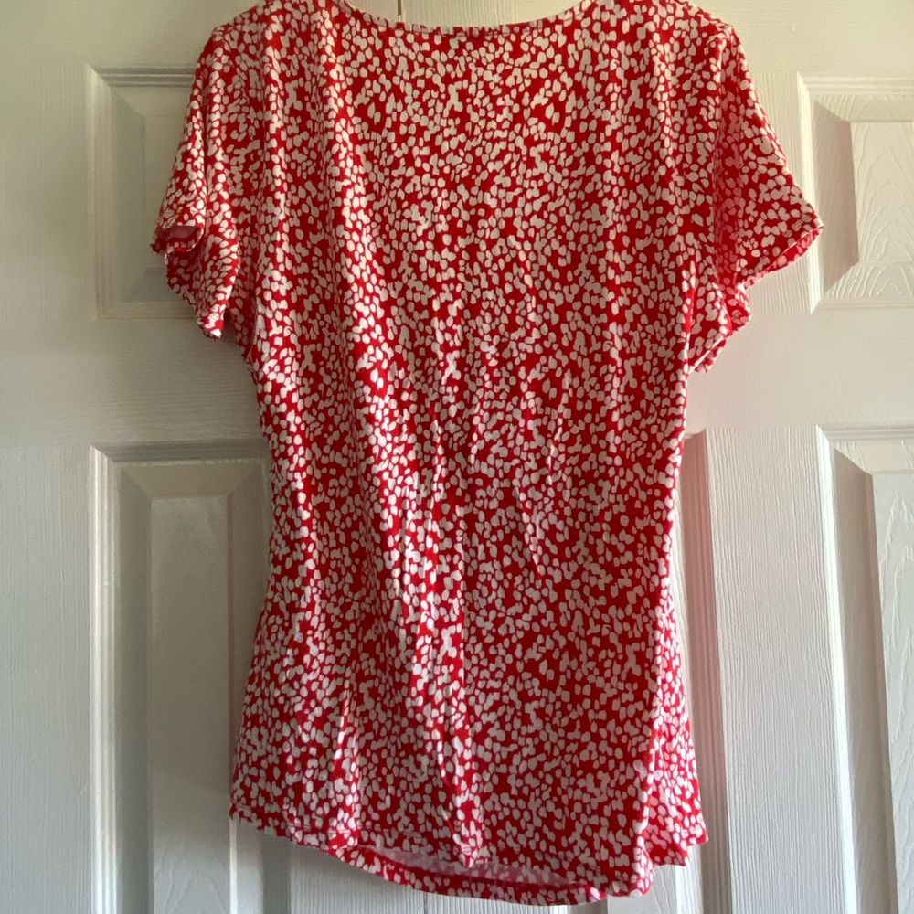 Red Print Wrap Top - Picture 3 of 3